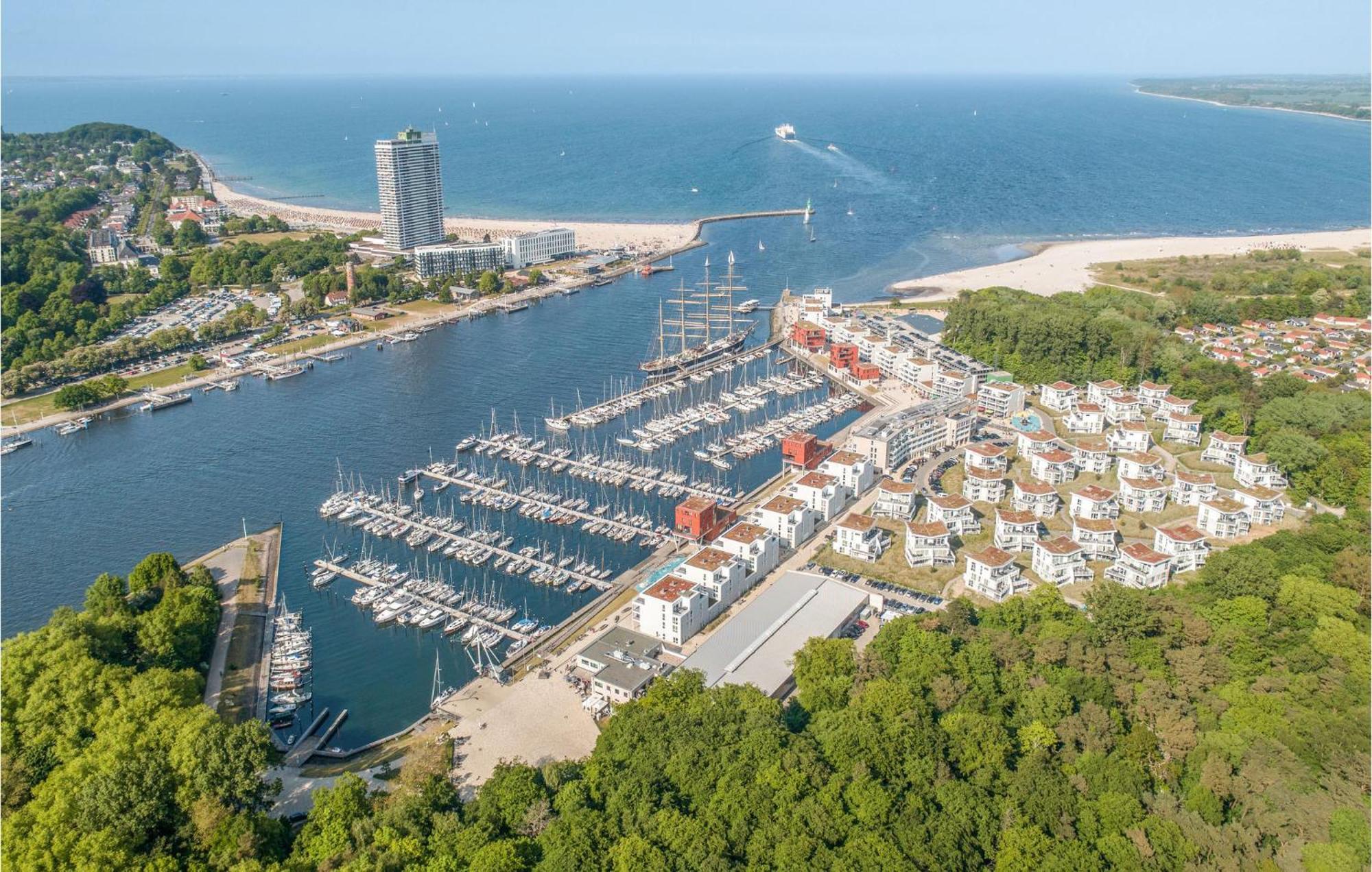 Amazing In Travemuende With Wifi Lübeck